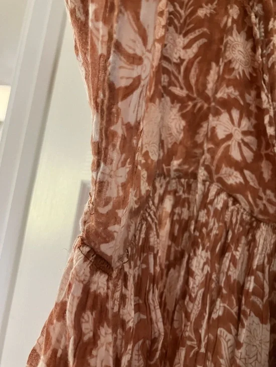 Daughters of India Rust and White Floral V-Neck Mini Dress - Picture 4 of 6